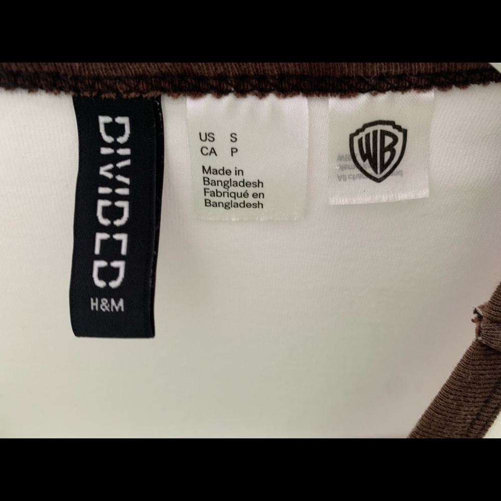 F.R.I.E.N.D.S Tee - Picture 3 of 3